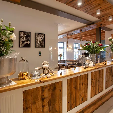 Hotel Achterum 4*