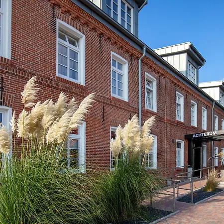 Achterum Hotel 4*