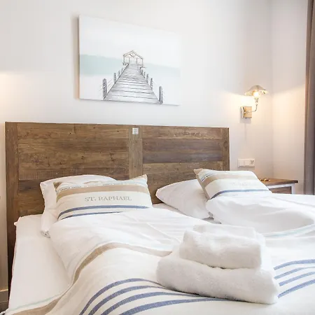 Achterum Hotel 4*