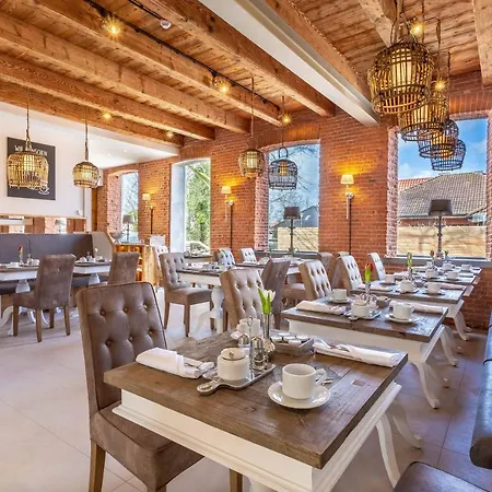 Achterum Hotel 4*